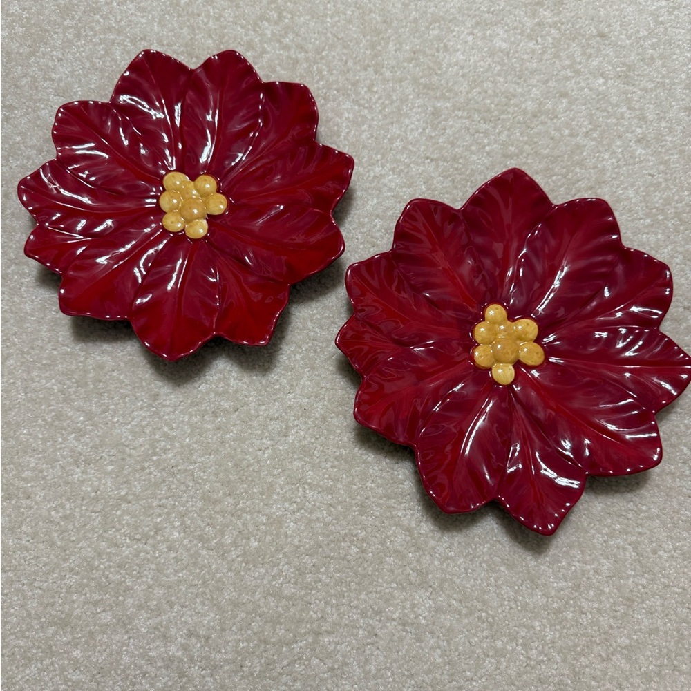 Red Poinsettia Holiday Decorative Plates (2) - Picture 9 of 10